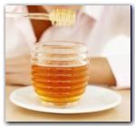 Для приготовления лосьонов в домашних условиях используют мед